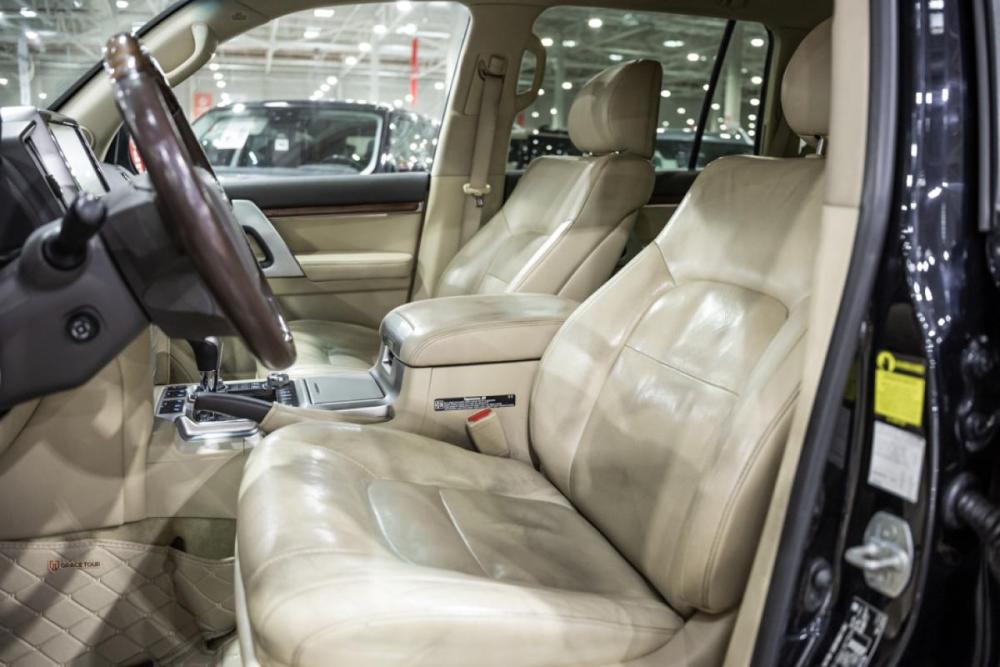 Toyota Land Cruiser 200 Series Рестайлинг 2 Санкт-Петербург  - изображение 17