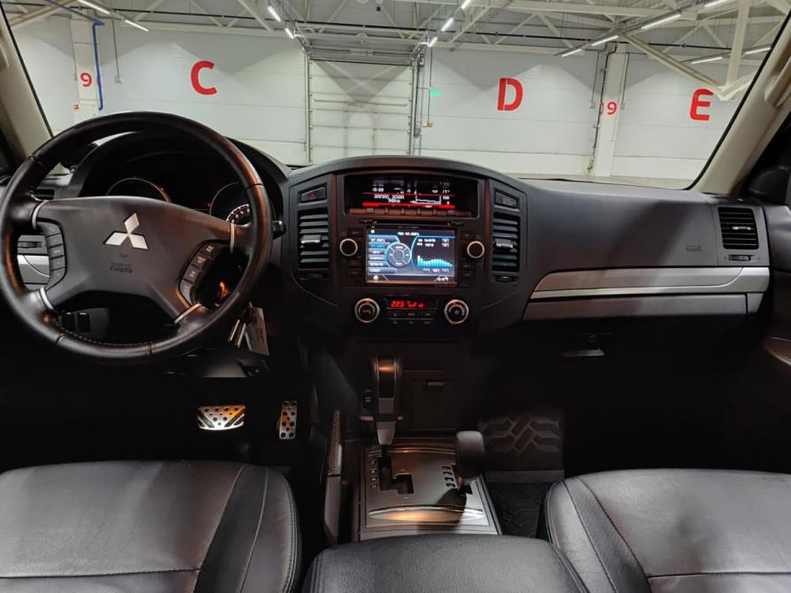 Mitsubishi Pajero IV Рестайлинг 1 Казань  - изображение 17