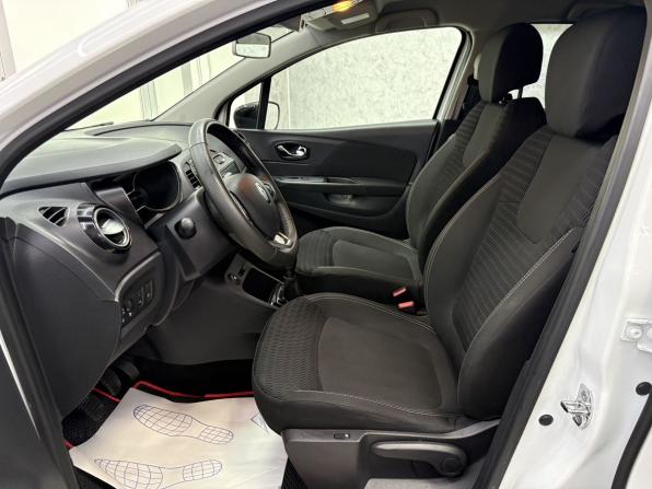 Renault Kaptur I с пробегом 2018 года, цена 1 599 000 рублей, 72899 км, внедорожник, Автокод Объявления