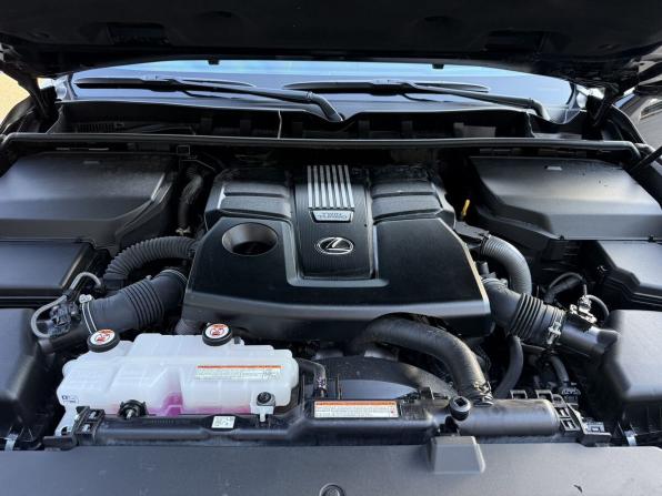 Lexus LX IV с пробегом 2025 года, цена 19 000 000 рублей, 6990 км, внедорожник, Автокод Объявления