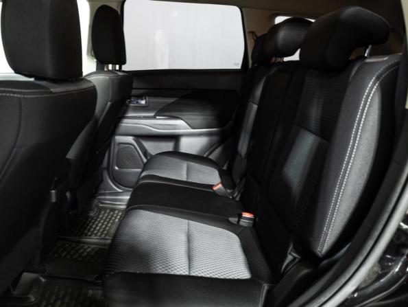 Mitsubishi Outlander III Рестайлинг 2 с пробегом 2017 года, цена 1 829 898 рублей, 125718 км, внедорожник, Автокод Объявления