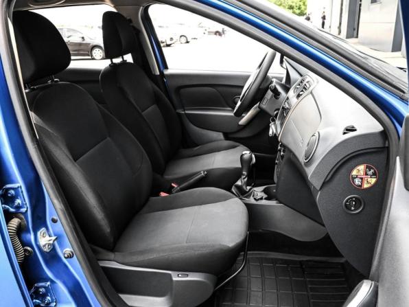 Renault Sandero II с пробегом 2015 года, цена 889 000 рублей, 24455 км, хэтчбек, Автокод Объявления