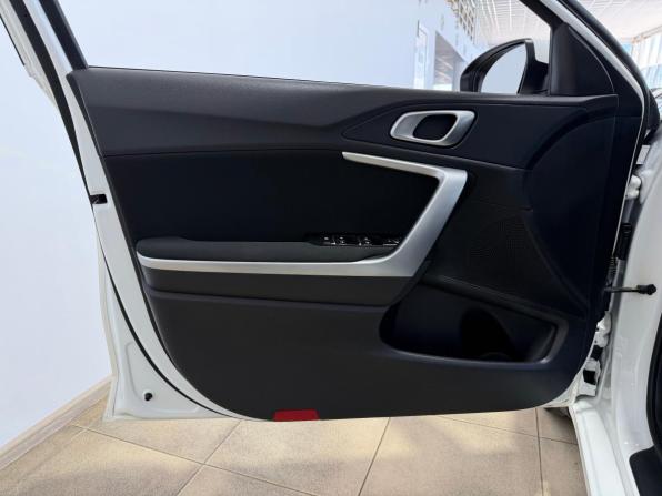 Kia Ceed III с пробегом 2018 года, цена 1 850 000 рублей, 44296 км, хэтчбек, Автокод Объявления