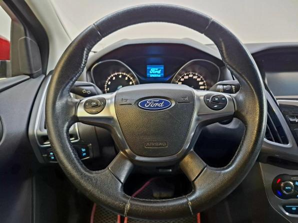 Ford Focus III с пробегом 2012 года, цена 720 000 рублей, 170000 км, седан, Автокод Объявления