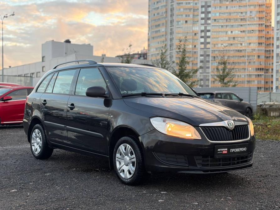 Skoda Fabia II Рестайлинг Санкт-Петербург  - изображение 2