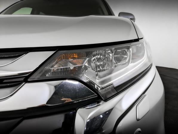 Mitsubishi Outlander III Рестайлинг 2 с пробегом 2017 года, цена 2 100 000 рублей, 113346 км, внедорожник, Автокод Объявления