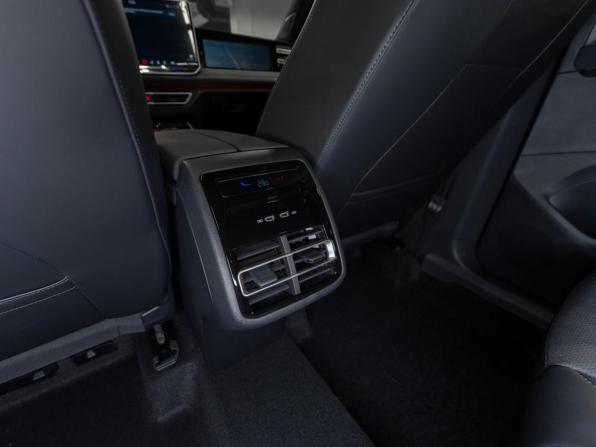 Volkswagen Tiguan III (China Market) с пробегом 2026 года, цена 4 850 000 рублей, 20 км, внедорожник, Автокод Объявления