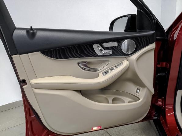 Mercedes-Benz GLC Coupe I (C253) Рестайлинг с пробегом 2019 года, цена 4 660 000 рублей, 82446 км, внедорожник, Автокод Объявления