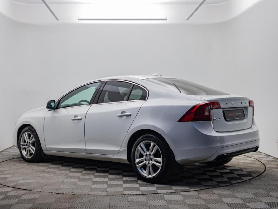 Volvo S60 II Рестайлинг Москва  - изображение 7