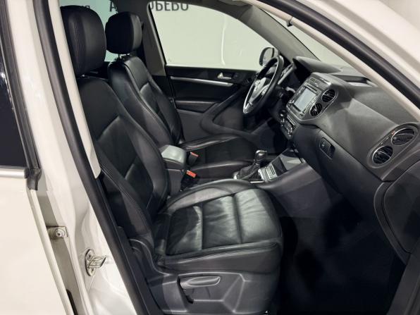 Volkswagen Tiguan I Рестайлинг с пробегом 2013 года, цена 1 619 000 рублей, 123076 км, внедорожник, Автокод Объявления