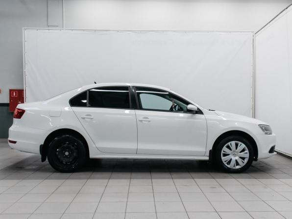 Volkswagen Jetta VI Рестайлинг с пробегом 2014 года, цена 990 000 рублей, 111362 км, седан, Автокод Объявления