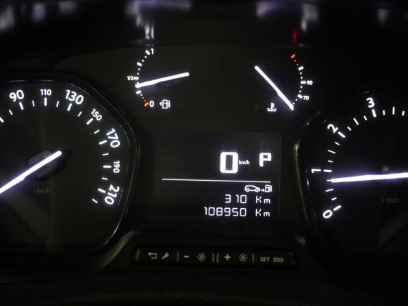Peugeot Traveller I с пробегом 2020 года, цена 3 213 000 рублей, 108951 км, минивэн, Автокод Объявления