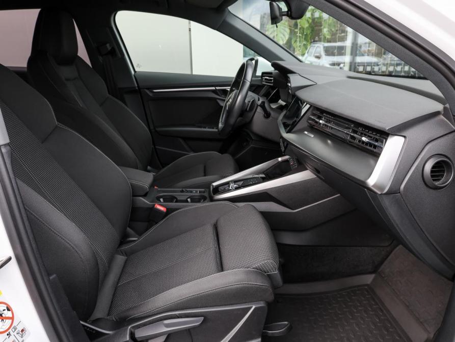 Audi A3 IV (8Y) Москва  - изображение 10