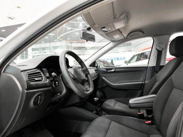 Volkswagen Polo VI с пробегом 2021 года, цена 1 250 000 рублей, 143442 км, лифтбек, Автокод Объявления