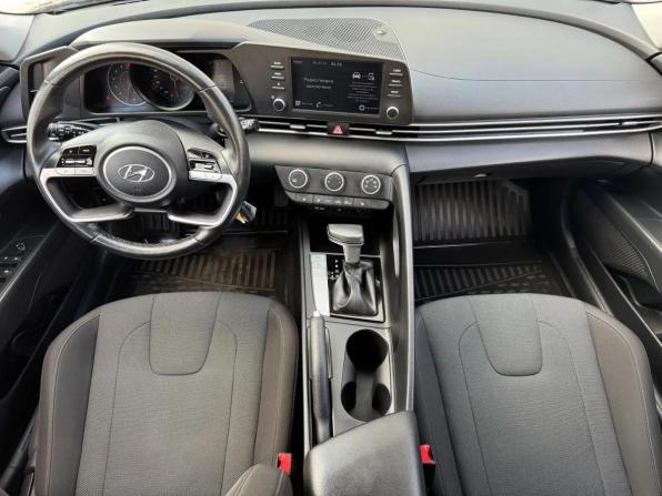 Hyundai Elantra VII (CN7) с пробегом 2022 года, цена 1 993 663 рубля, 68915 км, седан, Автокод Объявления