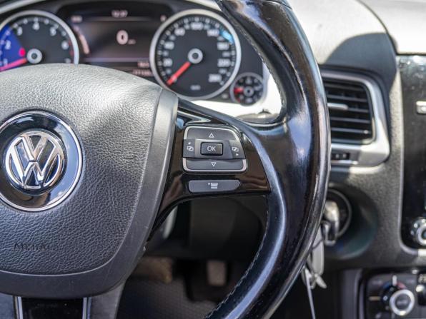 Volkswagen Touareg II с пробегом 2012 года, цена 2 200 000 рублей, 183057 км, внедорожник, Автокод Объявления