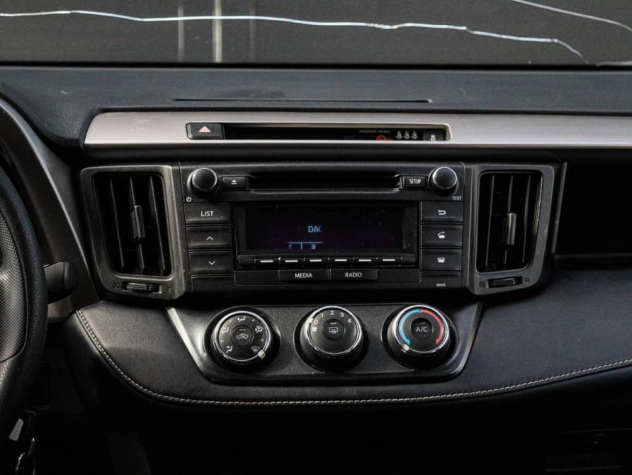 Toyota RAV4 IV (XA40) Рестайлинг Москва  - изображение 11