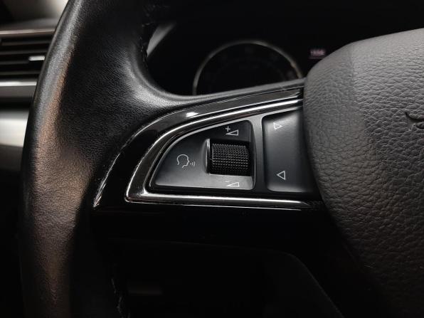 Skoda Superb III с пробегом 2016 года, цена 1 439 000 рублей, 211822 км, лифтбек, Автокод Объявления