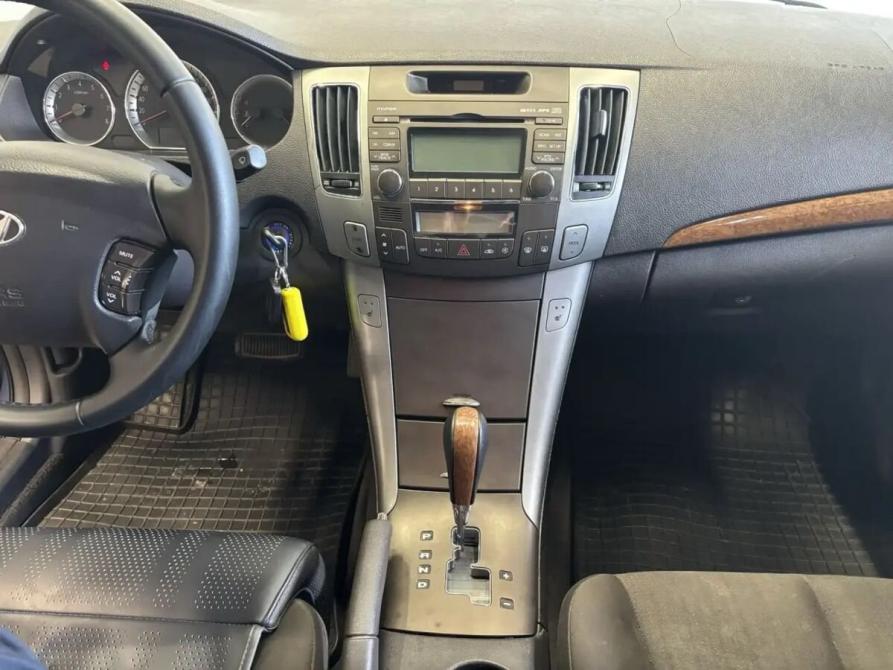 Hyundai Sonata V (NF) Рестайлинг Саратов  - изображение 9