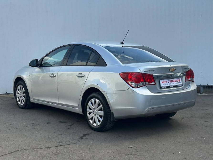 Chevrolet Cruze I Рестайлинг Москва  - изображение 7