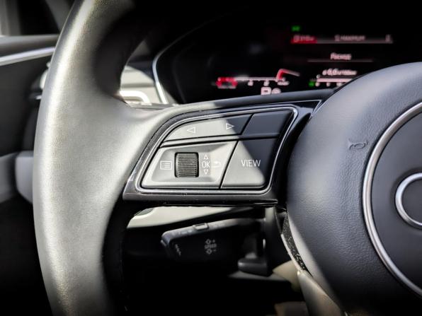 Audi A4 V (B9) Рестайлинг с пробегом 2022 года, цена 3 495 000 рублей, 56327 км, седан, Автокод Объявления