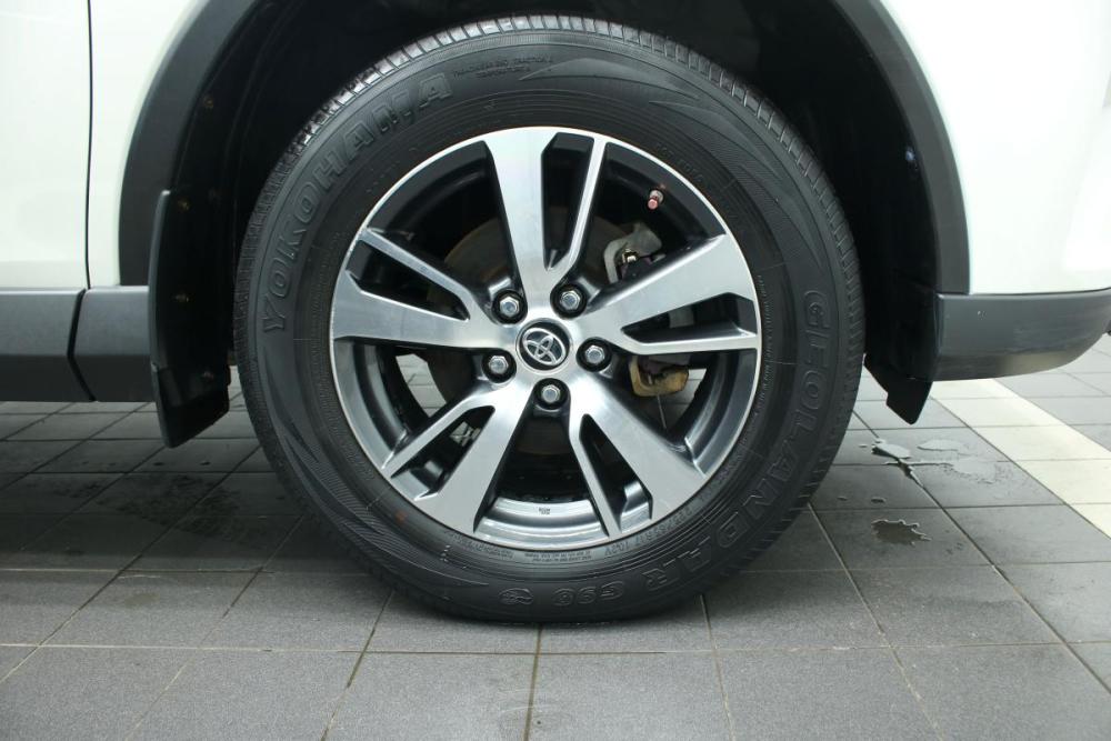 Toyota RAV4 IV (XA40) Рестайлинг Красноярск  - изображение 6