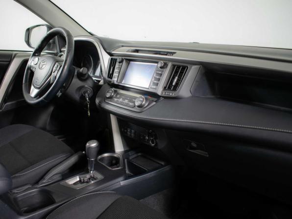 Toyota RAV4 IV (XA40) Рестайлинг с пробегом 2017 года, цена 2 205 000 рублей, 156786 км, внедорожник, Автокод Объявления