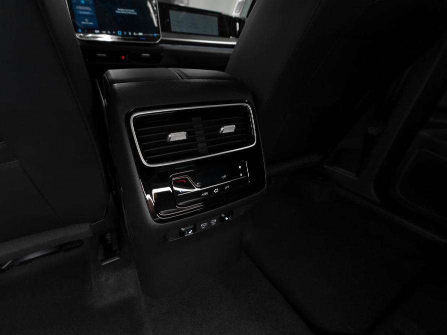 Volkswagen Tavendor I Рестайлинг Москва  - изображение 16