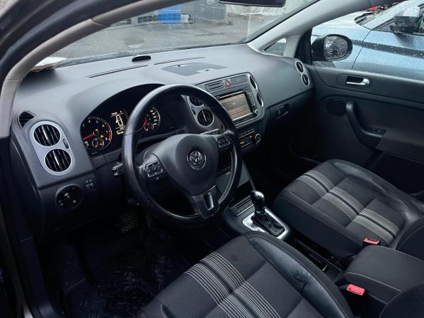 Volkswagen Golf Plus II с пробегом 2012 года, цена 699 000 рублей, 196220 км, хэтчбек, Автокод Объявления
