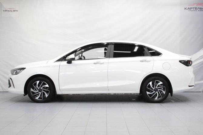 BAIC U5 Plus с пробегом 2023 года, цена 1 299 000 рублей, 12061 км, седан, Автокод Объявления