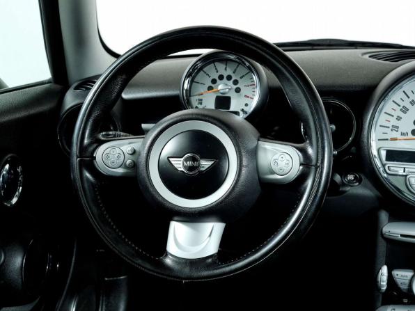Mini Hatch II (R56) с пробегом 2010 года, цена 798 000 рублей, 257518 км, хэтчбек, Автокод Объявления