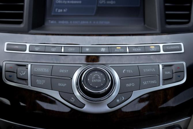 Infiniti QX60 I Рестайлинг с пробегом 2018 года, цена 2 249 000 рублей, 136000 км, внедорожник, Автокод Объявления