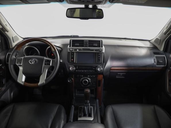 Toyota Land Cruiser Prado 150 Series Рестайлинг 1 с пробегом 2014 года, цена 3 349 000 рублей, 176492 км, внедорожник, Автокод Объявления