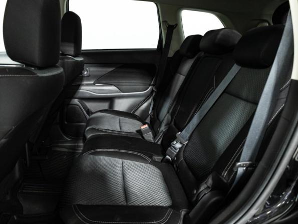 Mitsubishi Outlander III Рестайлинг 3 с пробегом 2020 года, цена 2 649 700 рублей, 87699 км, внедорожник, Автокод Объявления