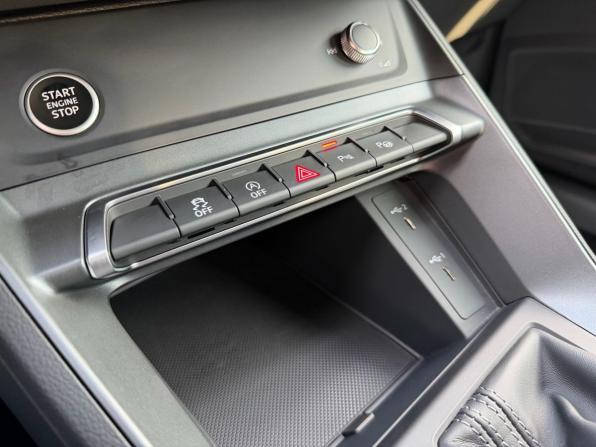 Audi Q3 II (F3) с пробегом 2026 года, цена 3 850 000 рублей, 10 км, внедорожник, Автокод Объявления