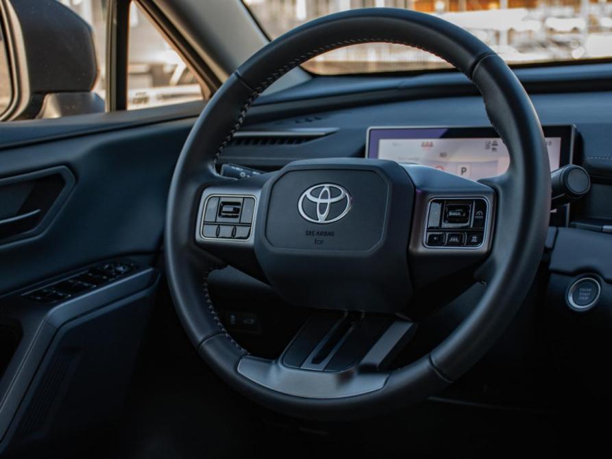Toyota RAV4 VI (XA60) Москва  - изображение 16