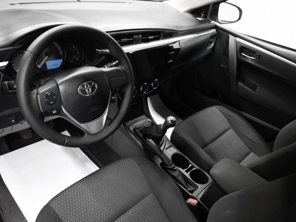 Toyota Corolla XI (E160 E170 E180) с пробегом 2013 года, цена 1 195 000 рублей, 152241 км, седан, Автокод Объявления
