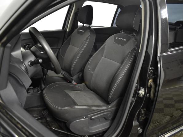 Renault Logan II Рестайлинг с пробегом 2021 года, цена 999 900 рублей, 152438 км, седан, Автокод Объявления