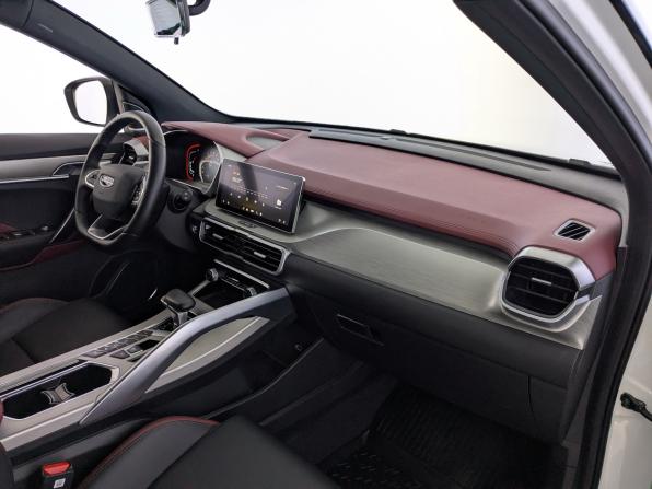 Geely Coolray I с пробегом 2024 года, цена 2 180 000 рублей, 5563 км, внедорожник, Автокод Объявления