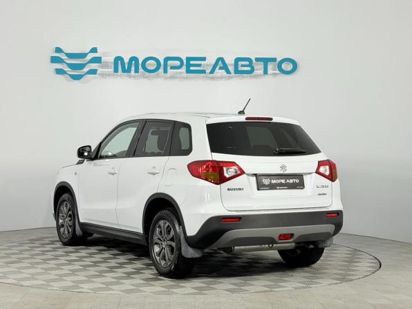 Suzuki Vitara II с пробегом 2017 года, цена 1 790 000 рублей, 99000 км, внедорожник, Автокод Объявления