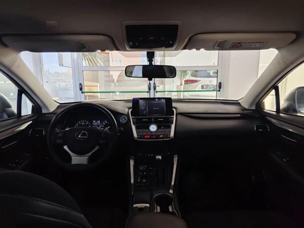 Lexus NX I Рестайлинг с пробегом 2021 года, цена 4 350 000 рублей, 33193 км, внедорожник, Автокод Объявления