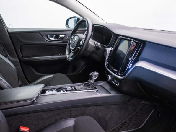 Volvo V60 Cross Country II с пробегом 2019 года, цена 3 244 000 рублей, 116329 км, универсал, Автокод Объявления