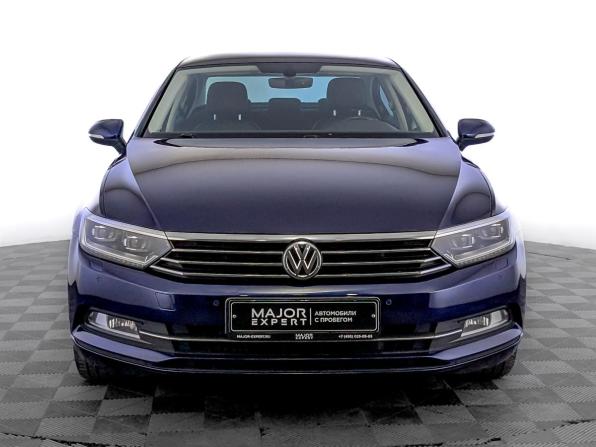 Volkswagen Passat B8 с пробегом 2019 года, цена 2 400 000 рублей, 128087 км, седан, Автокод Объявления