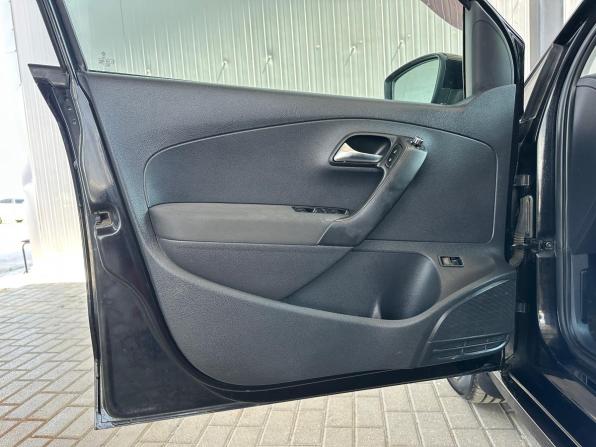 Volkswagen Polo V с пробегом 2012 года, цена 765 000 рублей, 178937 км, седан, Автокод Объявления