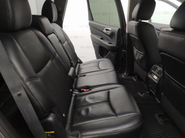 Nissan Pathfinder IV с пробегом 2015 года, цена 1 819 000 рублей, 162371 км, внедорожник, Автокод Объявления