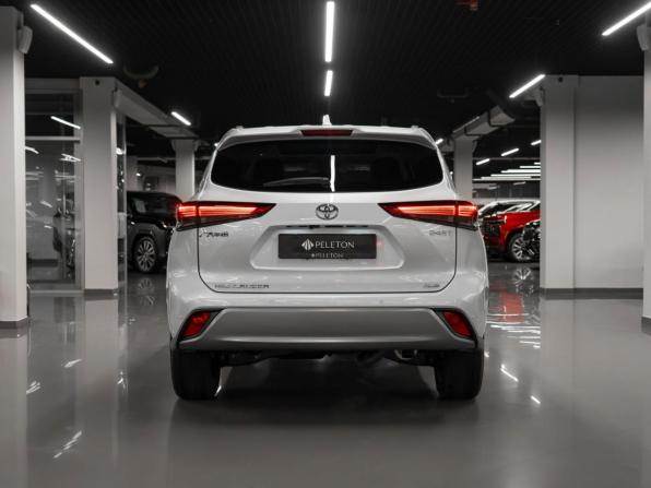 Toyota Highlander IV (XU70) с пробегом 2025 года, цена 5 225 000 рублей, 50 км, внедорожник, Автокод Объявления