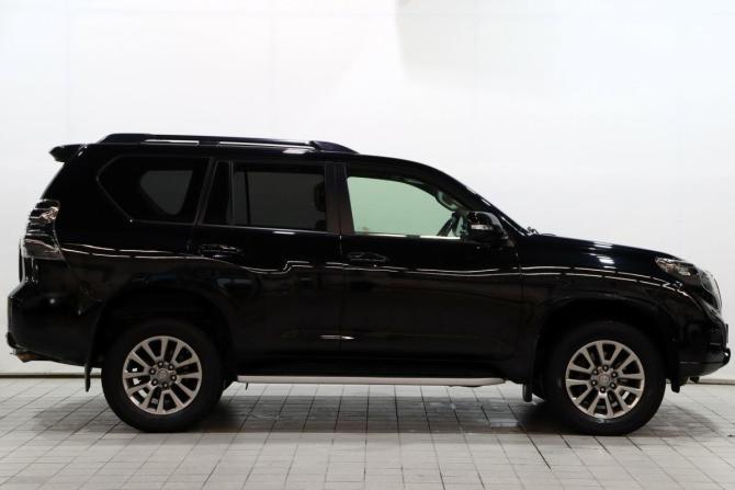 Toyota Land Cruiser Prado 150 Series Рестайлинг 1 с пробегом 2017 года, цена 3 990 000 рублей, 155150 км, внедорожник, Автокод Объявления