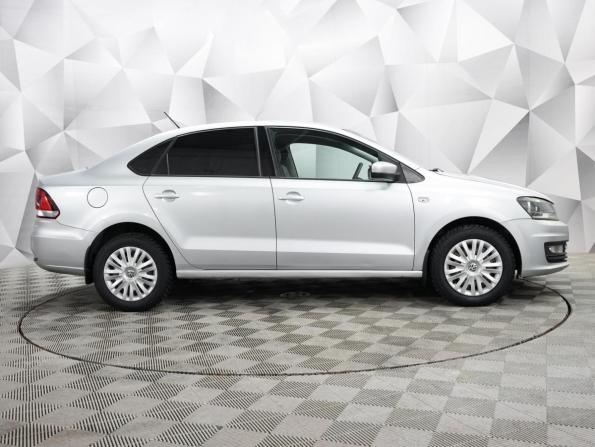 Volkswagen Polo V Рестайлинг с пробегом 2016 года, цена 910 000 рублей, 155448 км, седан, Автокод Объявления