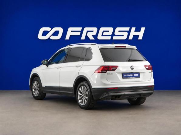 Volkswagen Tiguan II с пробегом 2018 года, цена 1 799 077 рублей, 245979 км, внедорожник, Автокод Объявления