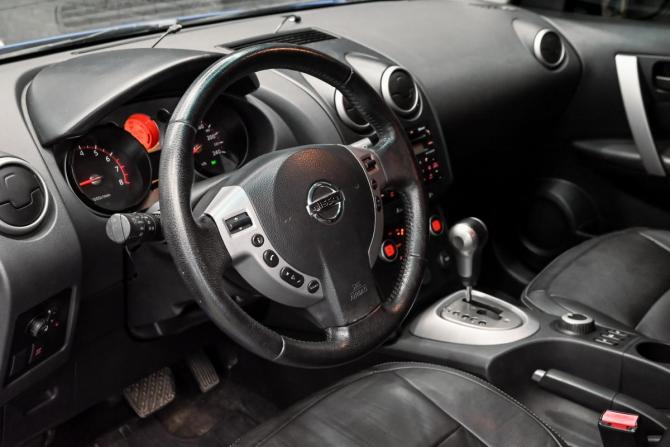 Nissan Qashqai I с пробегом 2008 года, цена 900 000 рублей, 213695 км, внедорожник, Автокод Объявления